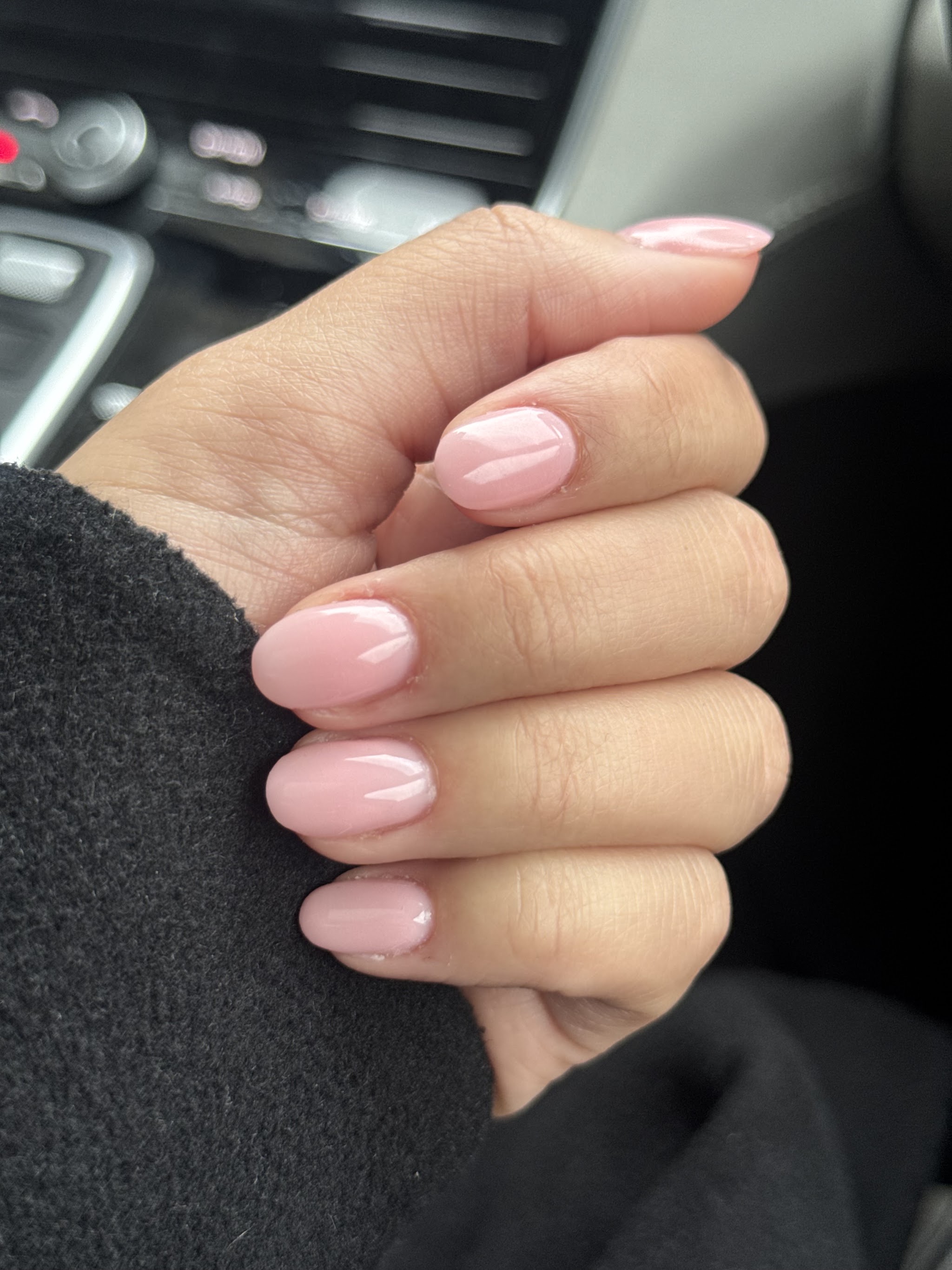 Soft pink manicure photographed by Kay Tee